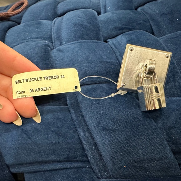 Hermes Crocodile Belt  Leather Porosus Burgundy Terre Kelly Lock Tresor Argent - Picture 5 of 8